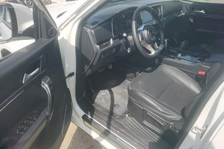 Used Zotye T600 Coupe 2017 1.5T Automatic Luxury Model Driver Seat