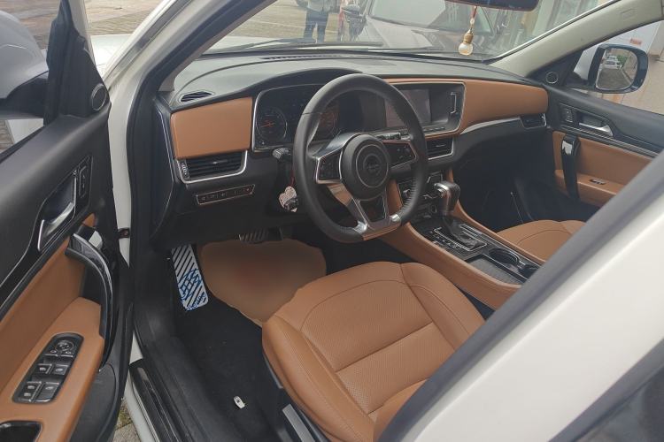 Used Zotye T600 Coupe 2017 1.5T Automatic Luxury Model Driver Seat