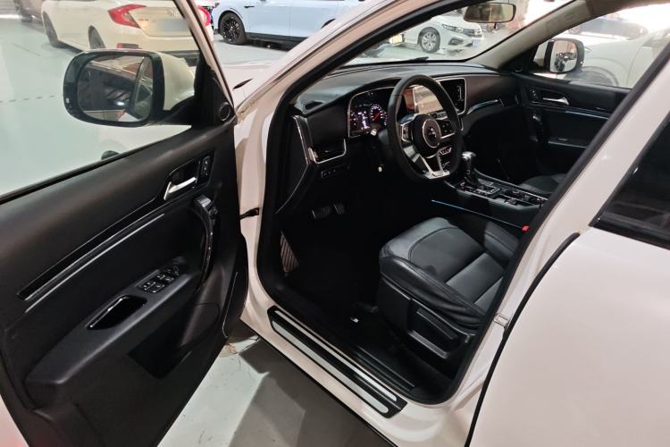 Used Zotye T600 Coupe 2017 1.5T Automatic Luxury Model Driver Seat