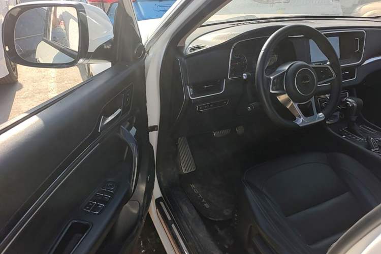 Used Zotye T600 Coupe 2017 1.5T Automatic Luxury Model Driver Seat