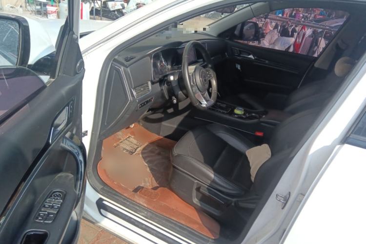 Used Zotye T600 Coupe 2017 1.5T Automatic Luxury Model Driver Seat