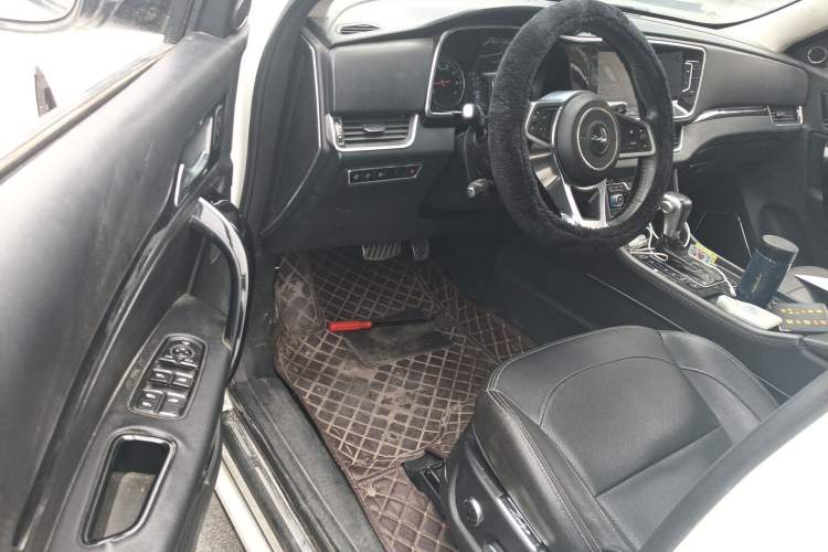 Used Zotye T600 Coupe 2017 1.5T Automatic Luxury Model Driver Seat