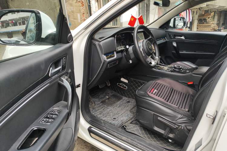 Used Zotye T600 Coupe 2017 1.5T Automatic Luxury Model Driver Seat