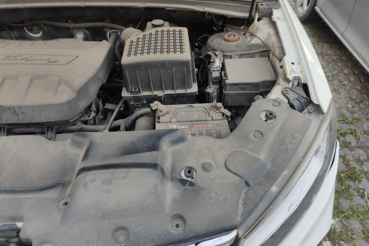 Used Zotye T600 Coupe 2017 1.5T Automatic Luxury Model Engine Bay Left