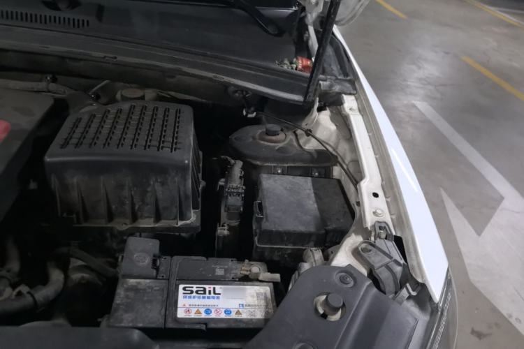 Used Zotye T600 Coupe 2017 1.8T Automatic Prestige Model Engine Bay Left