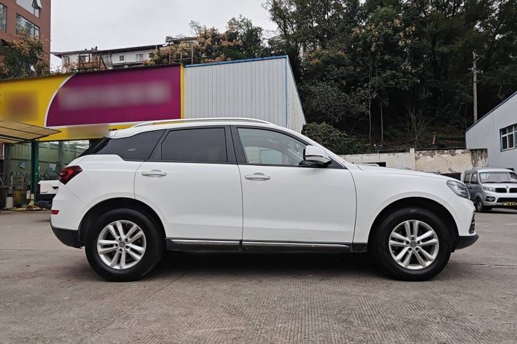 Used Zotye T600 Coupe 2017 1.5T Manual Luxury Model Exterior 2