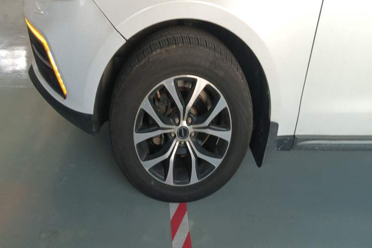 Used Zotye T600 Coupe 2017 1.5T Automatic Luxury Model Exterior 2