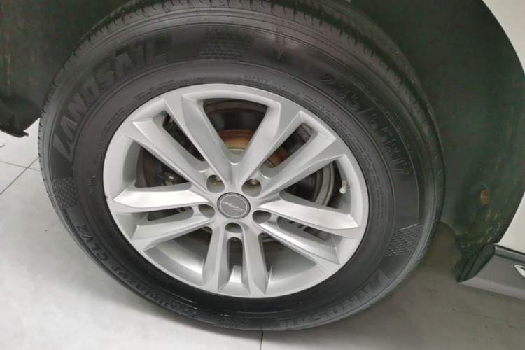 Used Zotye T600 Coupe 2017 1.5T Automatic Luxury Model Exterior 5