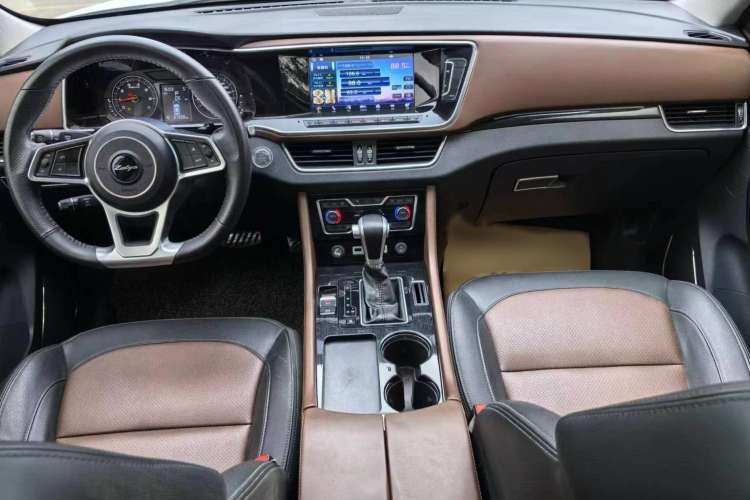 Used Zotye T600 Coupe 2017 1.5T Automatic Luxury Model Gear Lever