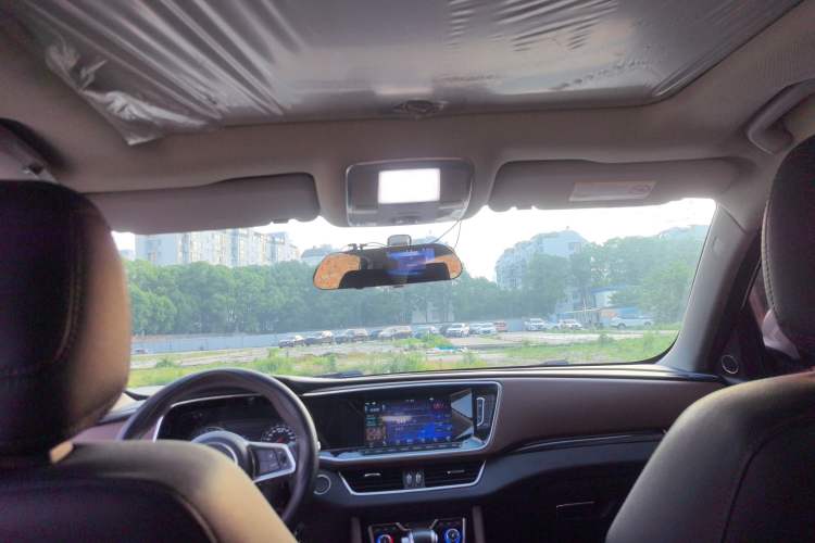 Used Zotye T600 Coupe 2017 1.5T Automatic Luxury Model Headliner