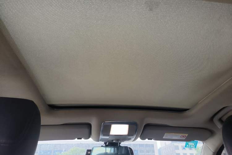 Used Zotye T600 Coupe 2017 1.8T Automatic Prestige Model Headliner