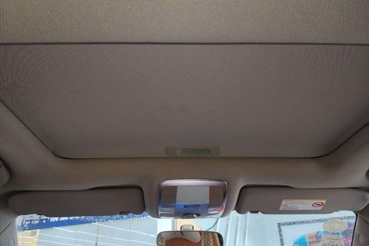 Used Zotye T600 Coupe 2017 1.5T Automatic Luxury Model Headliner