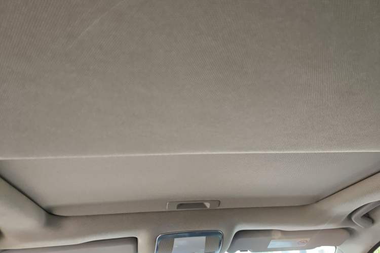 Used Zotye T600 Coupe 2017 1.5T Automatic Luxury Model Headliner