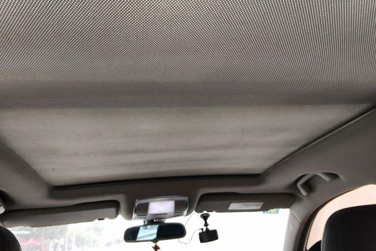 Used Zotye T600 Coupe 2017 1.8T Automatic Prestige Model Headliner