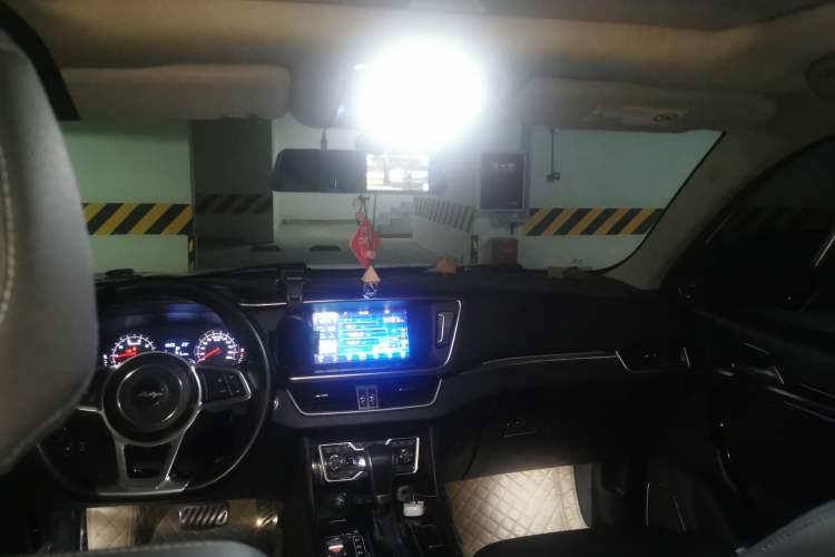 Used Zotye T600 Coupe 2017 1.5T Automatic Luxury Model Headliner