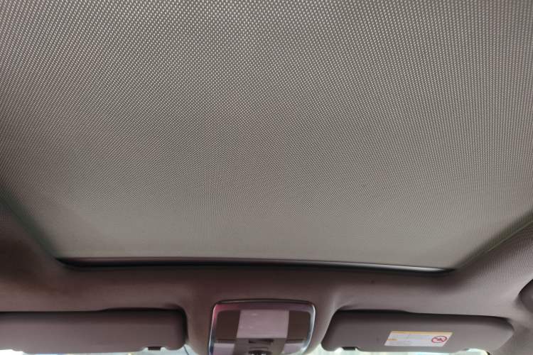 Used Zotye T600 Coupe 2017 1.5T Automatic Luxury Model Headliner