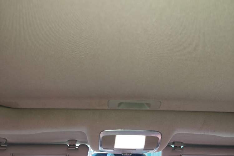 Used Zotye T600 Coupe 2017 1.5T Automatic Luxury Model Headliner