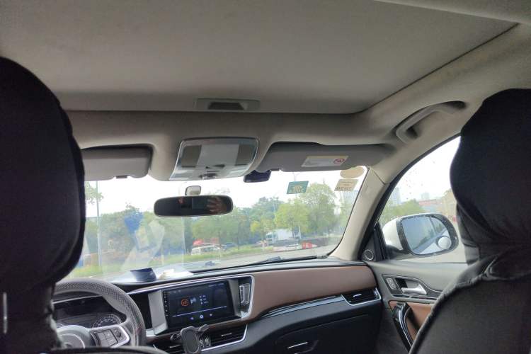 Used Zotye T600 Coupe 2017 1.5T Automatic Luxury Model Headliner