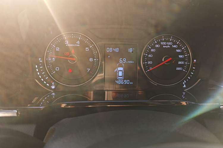 Used Zotye T600 Coupe 2017 1.5T Manual Luxury Model Instrument Cluster