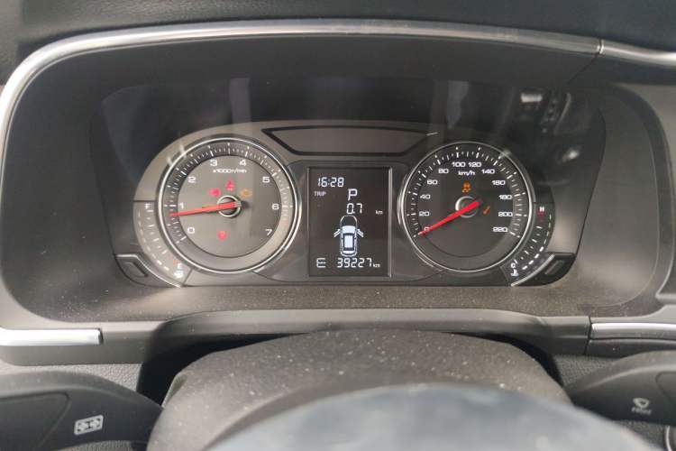 Used Zotye T600 Coupe 2017 1.5T Automatic Luxury Model Instrument Cluster