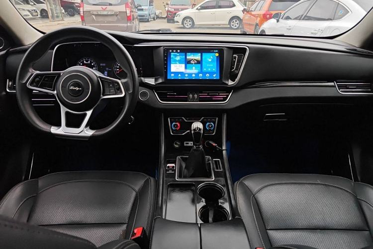 Used Zotye T600 Coupe 2017 1.5T Manual Luxury Model Interior 1