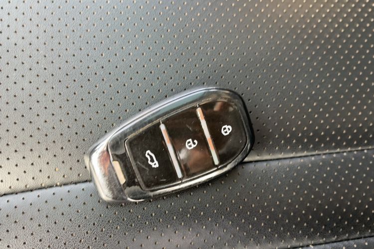 Used Zotye T600 Coupe 2017 1.5T Automatic Luxury Model Interior 1