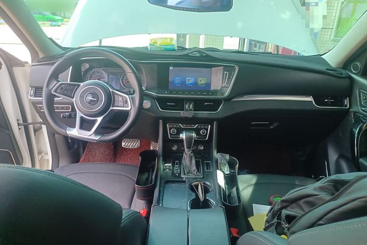 Used Zotye T600 Coupe 2017 1.5T Automatic Luxury Model Interior 2
