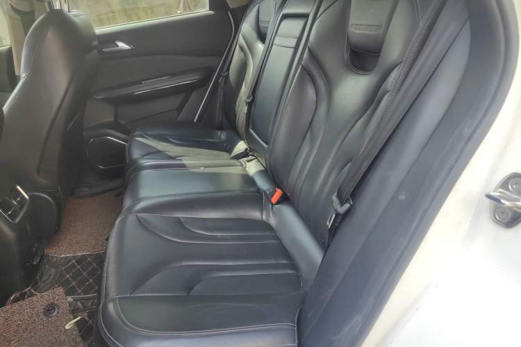 Used Zotye T600 Coupe 2017 1.5T Automatic Luxury Model Interior 3