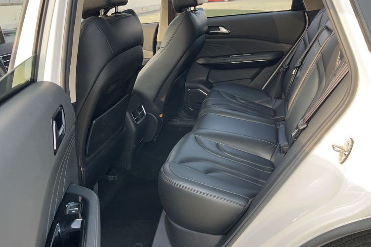 Used Zotye T600 Coupe 2017 1.5T Automatic Luxury Model Interior 3