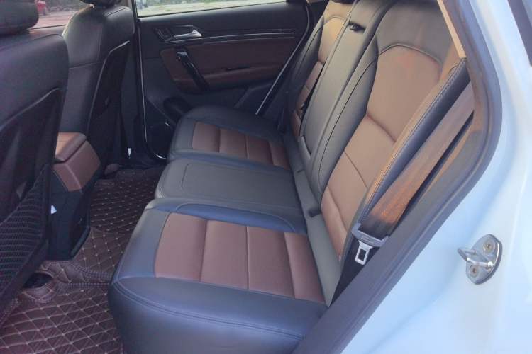 Used Zotye T600 Coupe 2017 1.5T Automatic Luxury Model Interior 4
