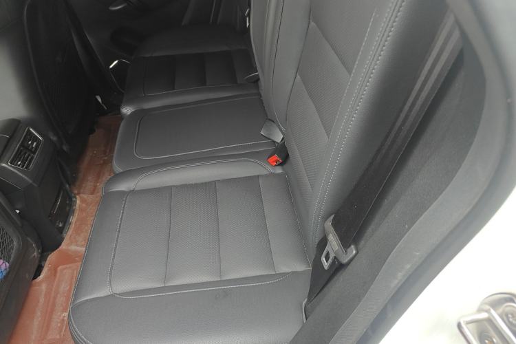Used Zotye T600 Coupe 2017 1.5T Manual Luxury Model Interior 4