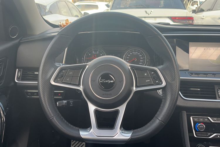 Used Zotye T600 Coupe 2017 1.5T Manual Luxury Model Interior 4