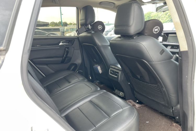 Used Zotye T600 Coupe 2017 1.5T Automatic Luxury Model Interior 7