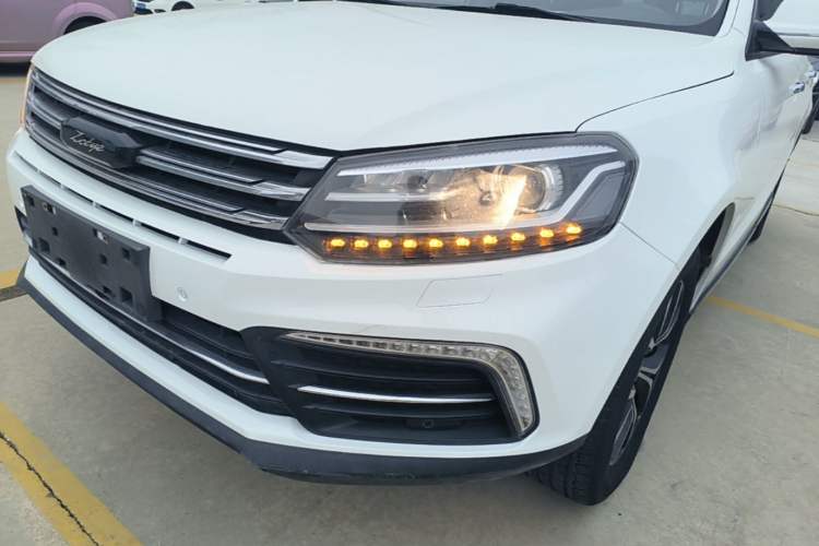 Used Zotye T600 Coupe 2017 1.8T Automatic Prestige Model Left Front Headlight