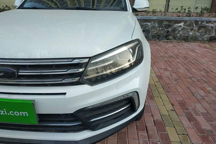 Used Zotye T600 Coupe 2017 1.5T Automatic Luxury Model Left Front Headlight