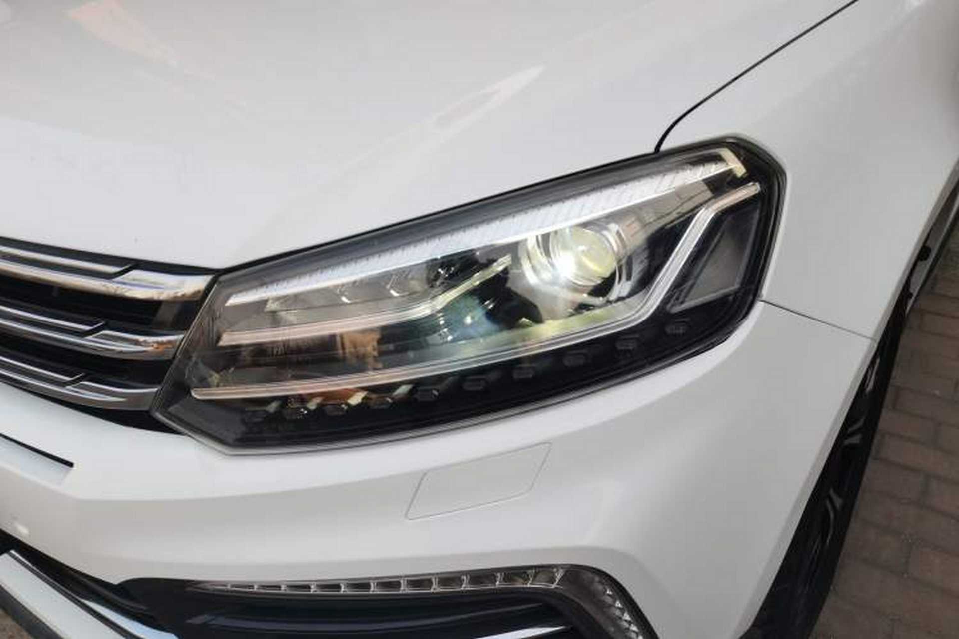 Used Zotye T600 Coupe 2017 1.5T Automatic Luxury Model Left Front Headlight