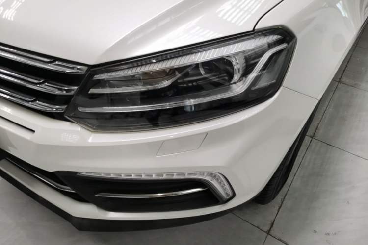 Used Zotye T600 Coupe 2017 1.5T Automatic Luxury Model Left Front Headlight