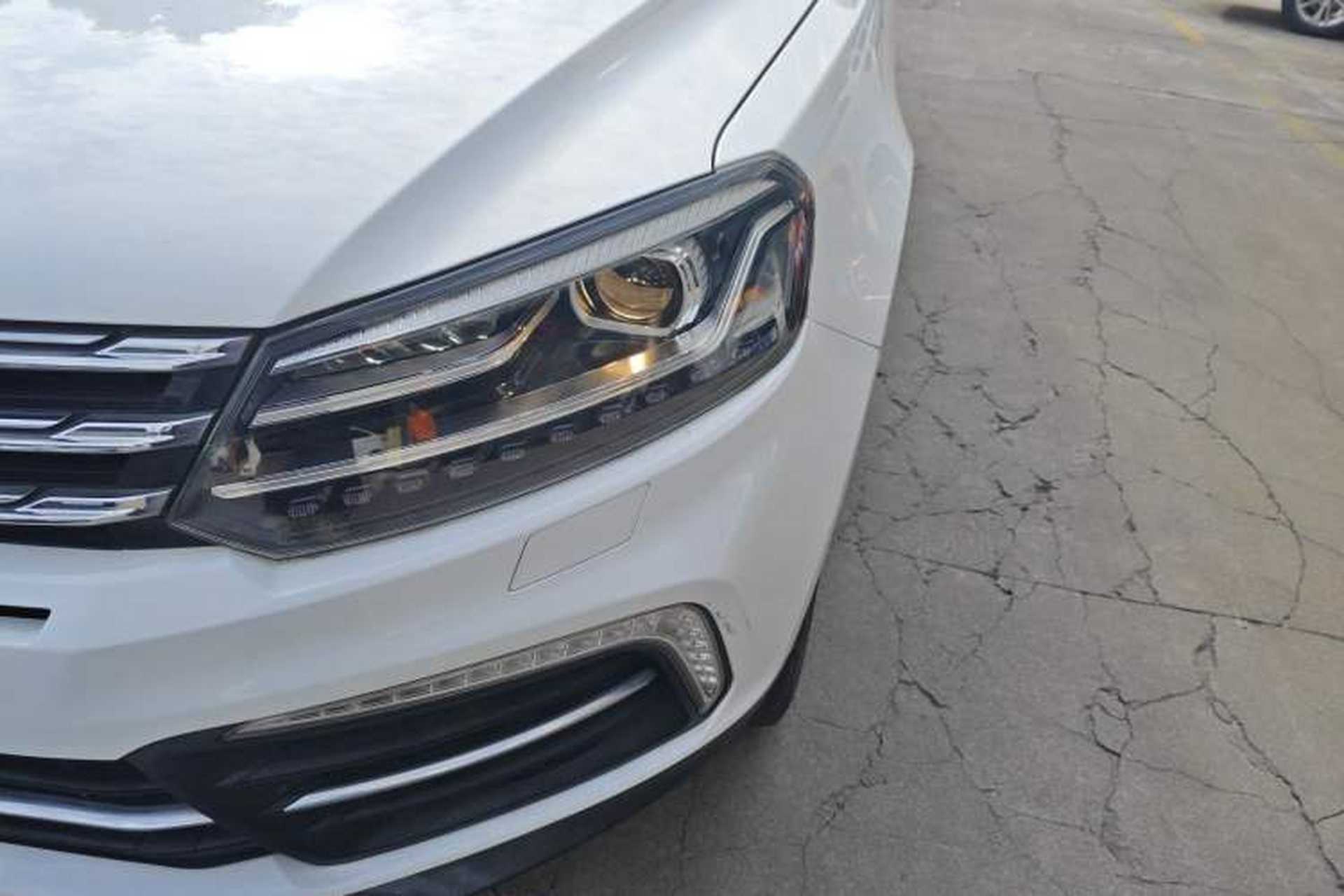 Used Zotye T600 Coupe 2017 1.5T Automatic Luxury Model Left Front Headlight