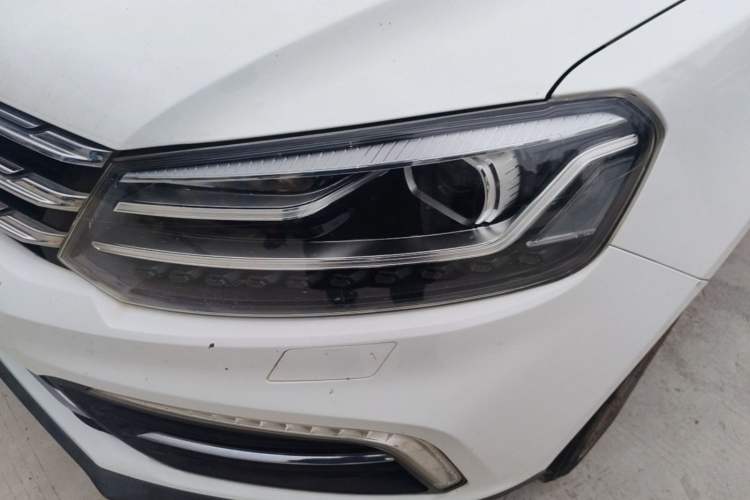 Used Zotye T600 Coupe 2017 1.5T Automatic Luxury Model Left Front Headlight