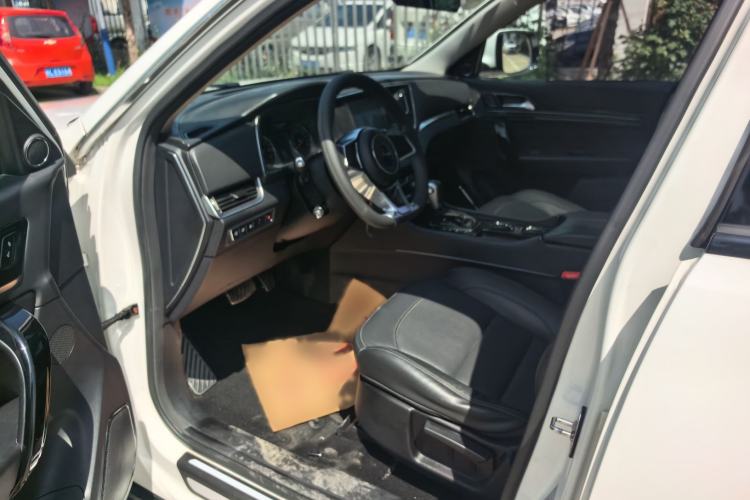 Used Zotye T600 Coupe 2017 1.5T Automatic Luxury Model Left Front Seat