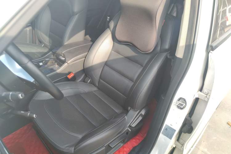 Used Zotye T600 Coupe 2017 1.5T Automatic Luxury Model Left Front Seat