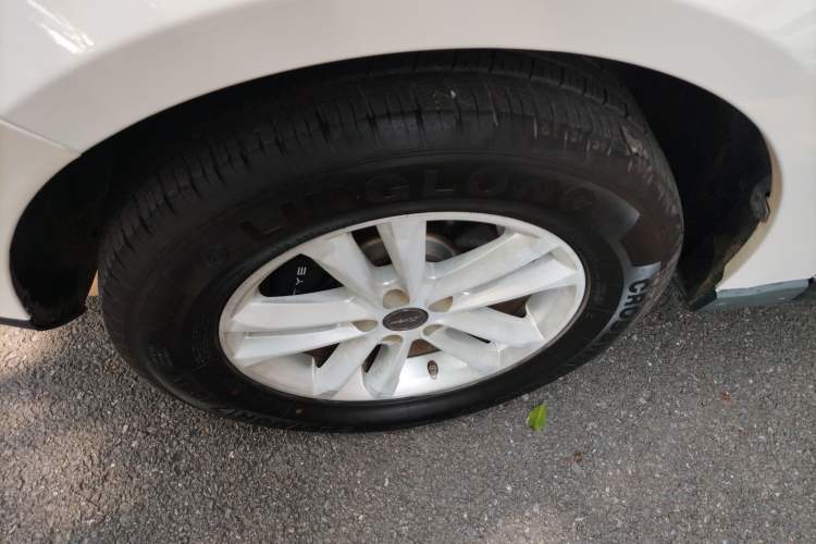 Used Zotye T600 Coupe 2017 1.5T Manual Luxury Model Left Front Wheel Hub