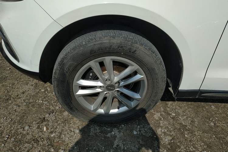 Used Zotye T600 Coupe 2017 1.5T Manual Luxury Model Left Front Wheel Hub