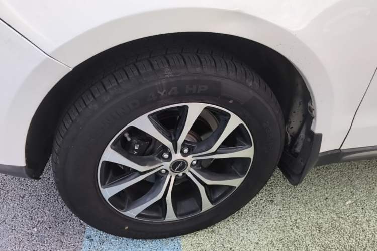 Used Zotye T600 Coupe 2017 1.5T Manual Luxury Model Left Front Wheel Hub