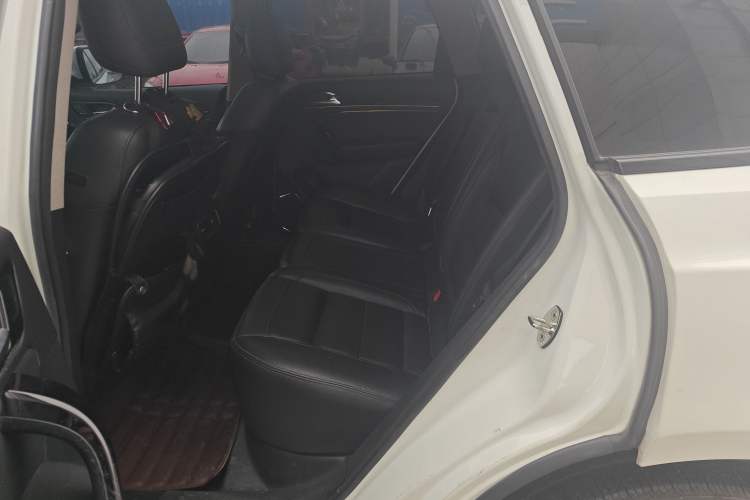 Used Zotye T600 Coupe 2017 1.5T Automatic Luxury Model Left Rear Seat