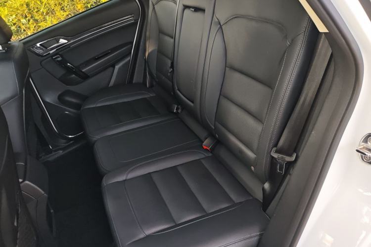 Used Zotye T600 Coupe 2017 1.5T Automatic Luxury Model Left Rear Seat
