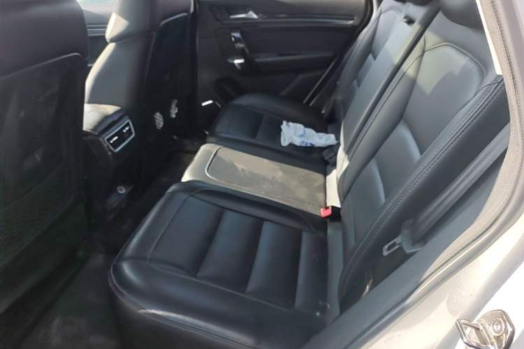 Used Zotye T600 Coupe 2017 1.5T Automatic Luxury Model Left Rear Seat