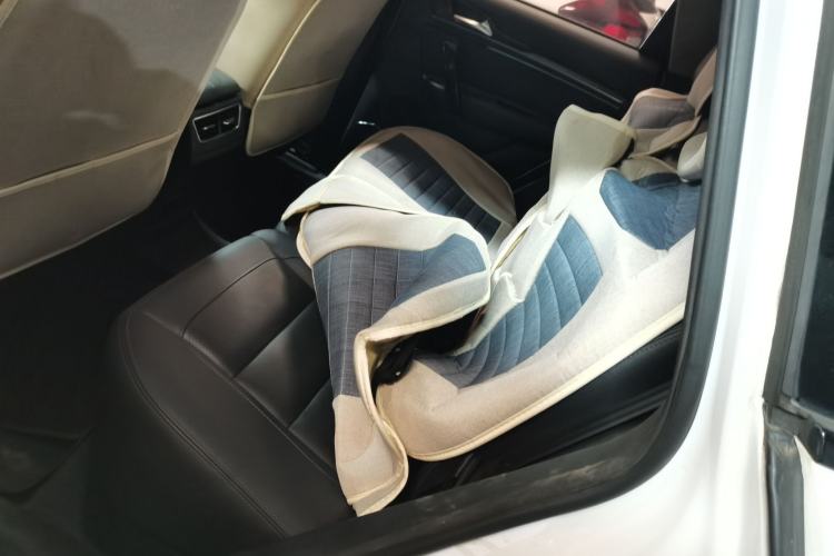 Used Zotye T600 Coupe 2017 1.5T Manual Luxury Model Left Rear Seat