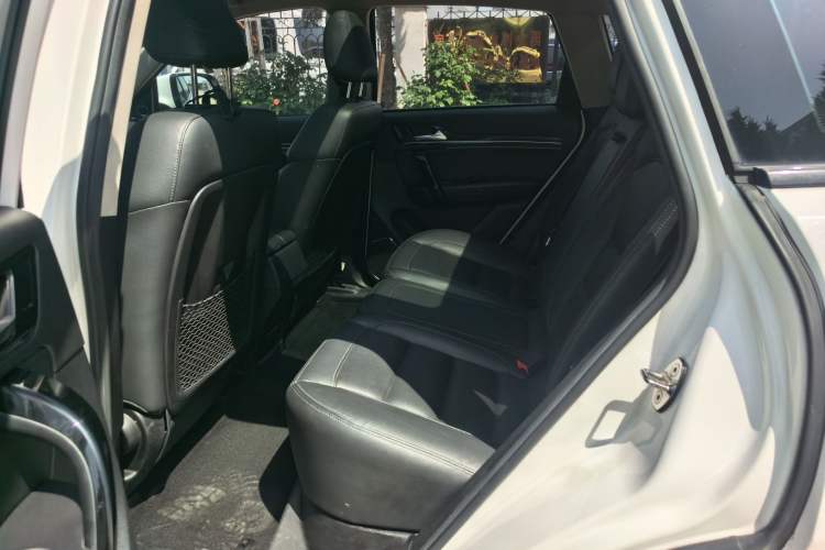 Used Zotye T600 Coupe 2017 1.5T Automatic Luxury Model Left Rear Seat