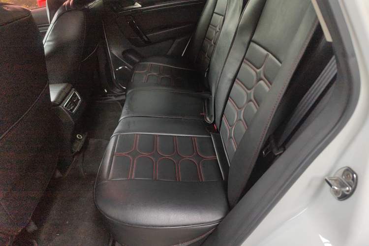 Used Zotye T600 Coupe 2017 1.5T Automatic Luxury Model Left Rear Seat